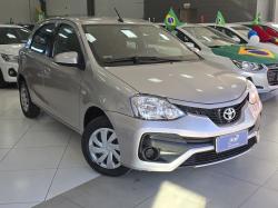 TOYOTA Etios Hatch 1.5 16V 4P FLEX XS AUTOMÁTICO