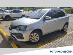 TOYOTA Etios Hatch 