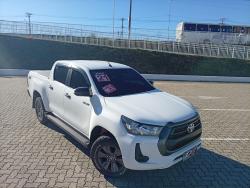 TOYOTA Hilux Caminhonete 2.8 4P 4X4 DIESEL CABINE DUPLA