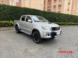 TOYOTA Hilux Caminhonete 3.0 4P 4X4 DIESEL CABINE DUPLA