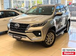 TOYOTA Hilux SW4 2.8 16V 4P SRX 4X4 7 LUGARES TURBO DIESEL AUTOMTICO