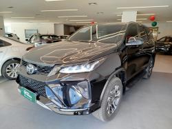 TOYOTA Hilux SW4 2.8 4P SRX 4X4 TURBO DIESEL AUTOM�TICO
