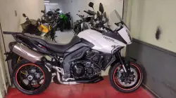 TRIUMPH Tiger 1050 