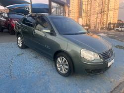 VOLKSWAGEN Polo Sedan 1.6 4P