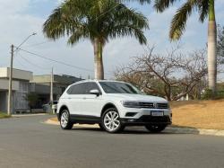 VOLKSWAGEN Tiguan 1.4 250 TSI TOTAL FLEX ALLSPACE COMFORTLINE TURBO AUTOMTICO TIPTRONIC