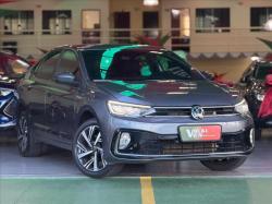 VOLKSWAGEN Virtus 1.0 4P 200 TSI FLEX HIGHLINE AUTOM�TICO