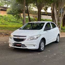 CHEVROLET Onix Hatch 1.0 4P FLEX LT
