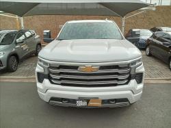 CHEVROLET Silverado 5.3 V8 1500 HIGH COUNTRY CABINE DUPLA 4X4 AUTOMTICO
