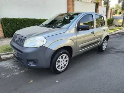 FIAT Uno 1.0 4P FLEX EVO VIVACE CELEBRATION