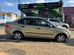 FORD Fiesta Sedan 1.0 4P FLEX