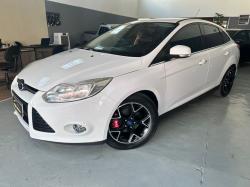 FORD Focus Sedan 2.0 16V 4P FLEX TITANIUM POWERSHIFT AUTOMTICO