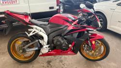 HONDA CBR 600 RR 