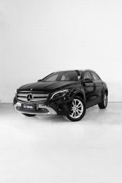 MERCEDES-BENZ GLA 200 1.6 16V 4P CGI ADVANCE TURBO AUTOMTICO