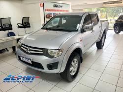 MITSUBISHI L 200 Triton 