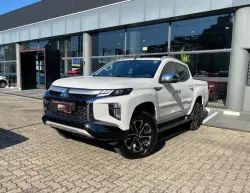 MITSUBISHI L 200 Triton 2.4 16V SPORT HPE-S 4X4 CABINE DUPLA TURBO DIESEL AUTOMTICO
