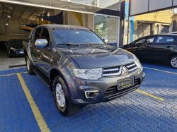 MITSUBISHI L 200 Triton 