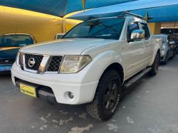 NISSAN Frontier 2.5 LE 4X4 TURBO DIESEL CABINE DUPLA