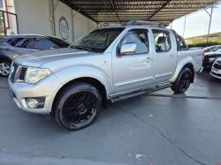 NISSAN Frontier 2.5 SL 4X4 TURBO DIESEL CABINE DUPLA AUTOMTICO