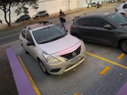 NISSAN Versa Sedan 