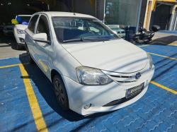 TOYOTA Etios Hatch 1.3 16V 4P FLEX X