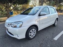 TOYOTA Etios Hatch 1.3 16V 4P FLEX X