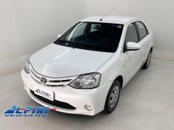 TOYOTA Etios Hatch 