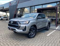 TOYOTA Hilux Caminhonete 2.8 16V 4P SR 4X4 DIESEL CABINE DUPLA AUTOMTICO