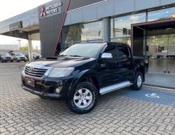 TOYOTA Hilux Caminhonete 3.0 4P 4X4 SRV TURBO DIESEL CABINE DUPLA AUTOMTICO