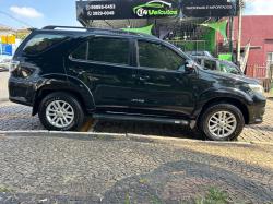 TOYOTA Hilux SW4 2.7 16V 4P SR FLEX AUTOMTICO