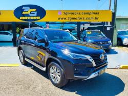 TOYOTA Hilux SW4 2.8 16V 4P SRX 4X4 7 LUGARES TURBO DIESEL AUTOMTICO