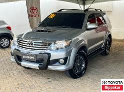 TOYOTA Hilux SW4 3.0 16V 4P SRV 4X4 7 LUGARES TURBO DIESEL AUTOMTICO