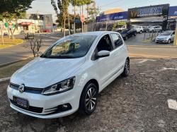 VOLKSWAGEN Fox 1.6 4P FLEX CONNECT I-MOTION AUTOMATIZADO