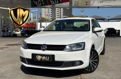 VOLKSWAGEN Jetta 2.0 4P TSI HIGHLINE 211 CV AUTOMTICO