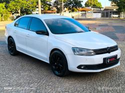 VOLKSWAGEN Jetta 2.0 4P FLEX CONFORTLINE TIPTRONIC AUTOMTICO