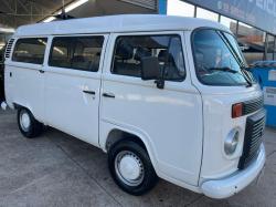 VOLKSWAGEN Kombi 1.4 FLEX STD 9 LUGARES