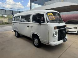 VOLKSWAGEN Kombi 1.4 FLEX STD 9 LUGARES