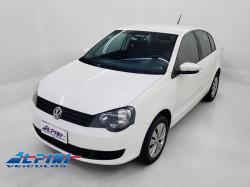 VOLKSWAGEN Polo Sedan 