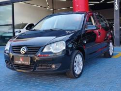 VOLKSWAGEN Polo Sedan 1.6 4P FLEX