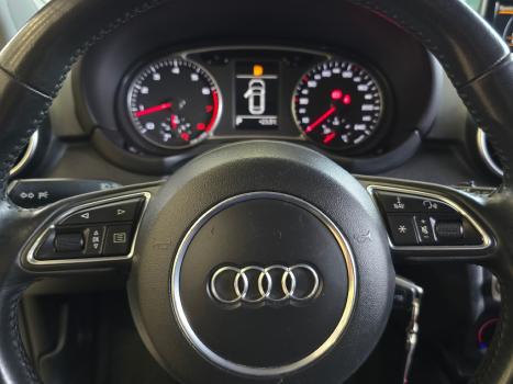AUDI A1 1.4 16V 4P TFSI SPORTBACK ATRACTION S-TRONIC AUTOM�TICO, Foto 11