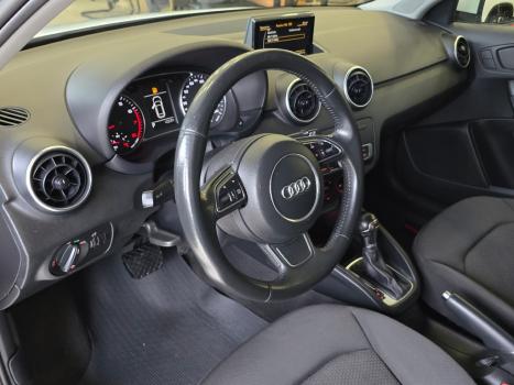 AUDI A1 1.4 16V 4P TFSI SPORTBACK ATRACTION S-TRONIC AUTOM�TICO, Foto 13