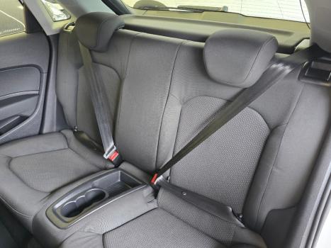 AUDI A1 1.4 16V 4P TFSI SPORTBACK ATRACTION S-TRONIC AUTOM�TICO, Foto 15