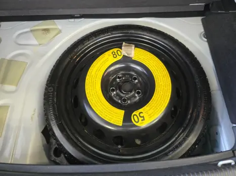 AUDI A1 1.4 16V 4P TFSI SPORTBACK ATRACTION S-TRONIC AUTOM�TICO, Foto 17