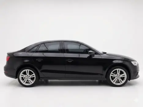 AUDI A3 1.4 16V 4P TFSI ATTRACTION S-TRONIC AUTOM�TICO, Foto 8