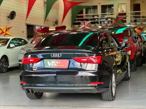 AUDI A3 Sedan 1.4 16V 4P TFSI S-TRONIC AUTOM�TICO, Foto 10