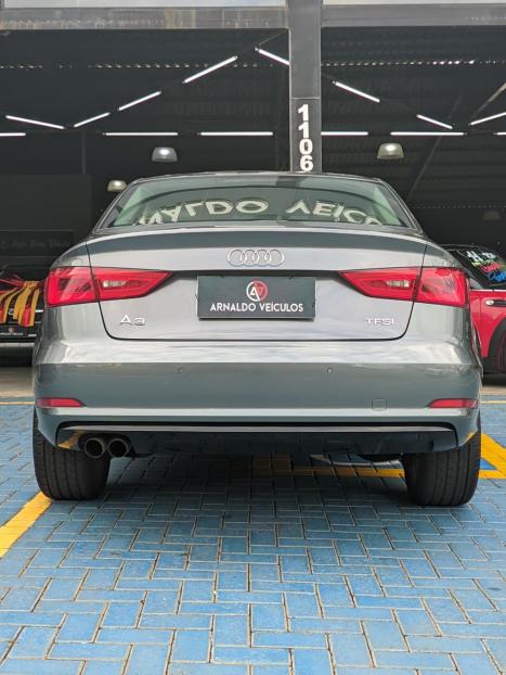 AUDI A3 Sedan 1.4 16V 4P TFSI ATTRACTION S-TRONIC AUTOM�TICO, Foto 5