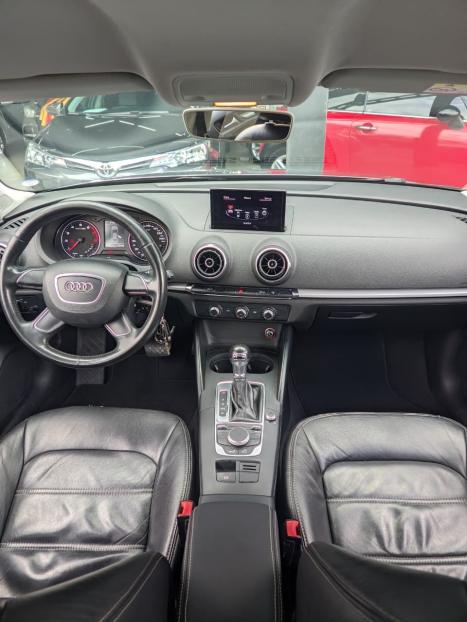 AUDI A3 Sedan 1.4 16V 4P TFSI ATTRACTION S-TRONIC AUTOM�TICO, Foto 8