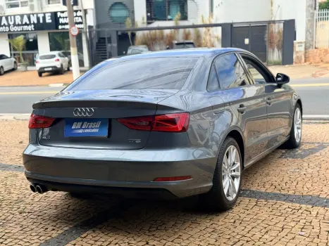 AUDI A3 Sedan 1.8 16V 4P TFSI AMBITION S-TRONIC AUTOM�TICO, Foto 4