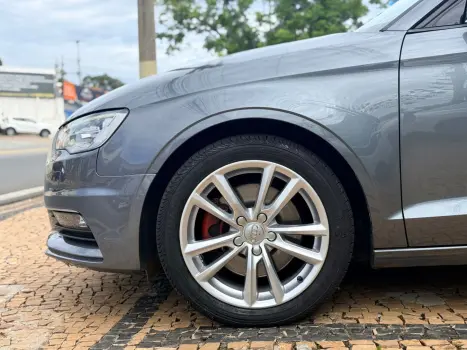 AUDI A3 Sedan 1.8 16V 4P TFSI AMBITION S-TRONIC AUTOM�TICO, Foto 7