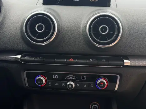 AUDI A3 Sedan 1.8 16V 4P TFSI AMBITION S-TRONIC AUTOM�TICO, Foto 12