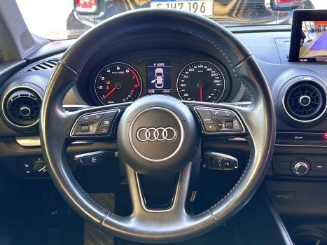 AUDI A3 Sedan , Foto 2
